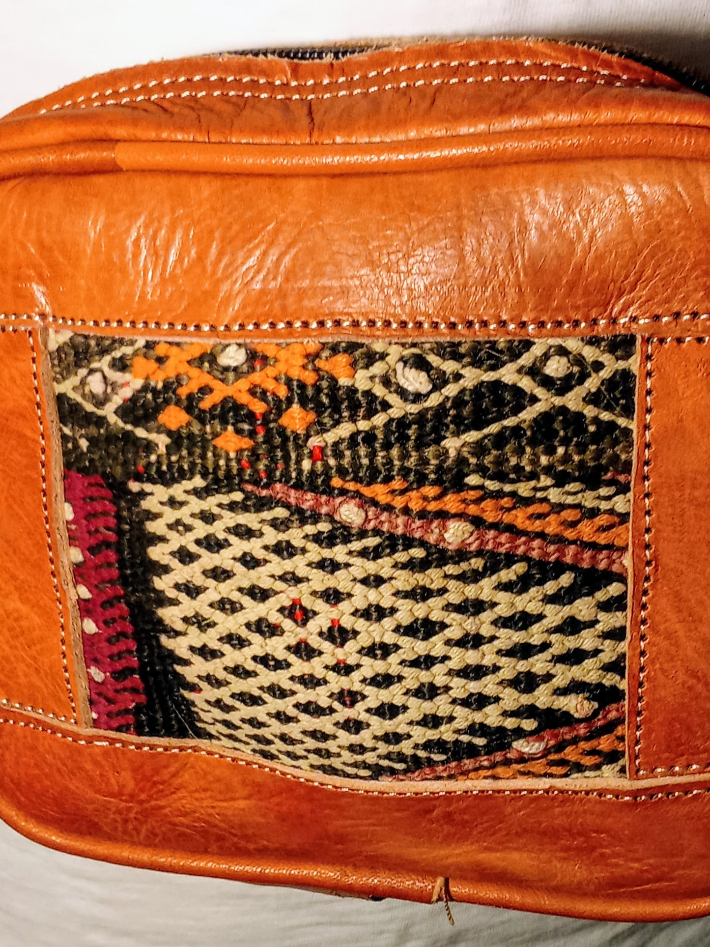 Brown purse with Amazigh design